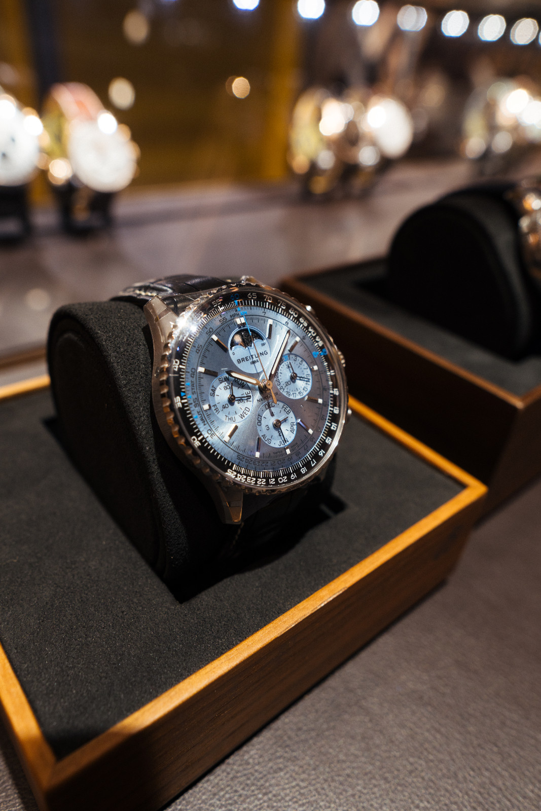 Breilting B19 Navitimer Perpetual Calendar