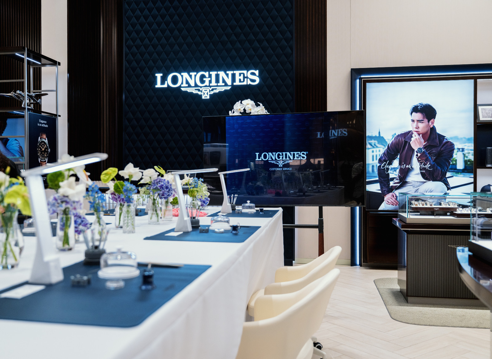 Longines transformed its boutique into an elegant setting for its watchmaking masterclass