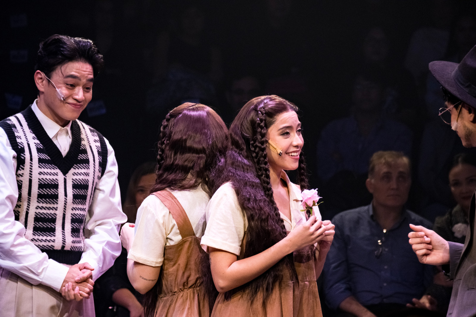 Vien King as Buddy Foster with Krystal Kane and Molly Langley (Photo: Loreta Arroyo)