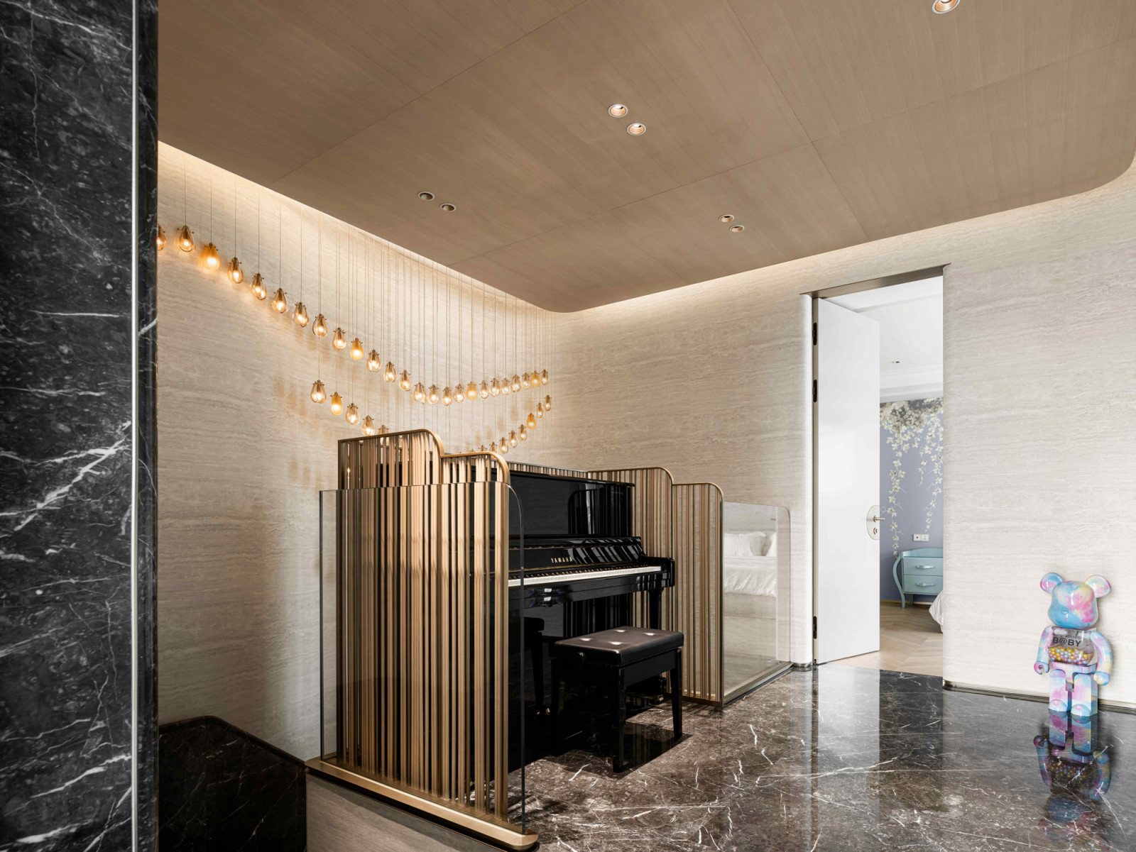 Tasteful contrasts of black and light shades exude modern flair