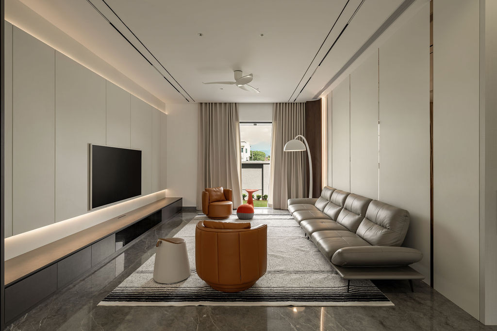 The main family lounge with views to the garden, showing how natural light guides movement throughout the ground floor layout which Tiu considers his favourite element of the project