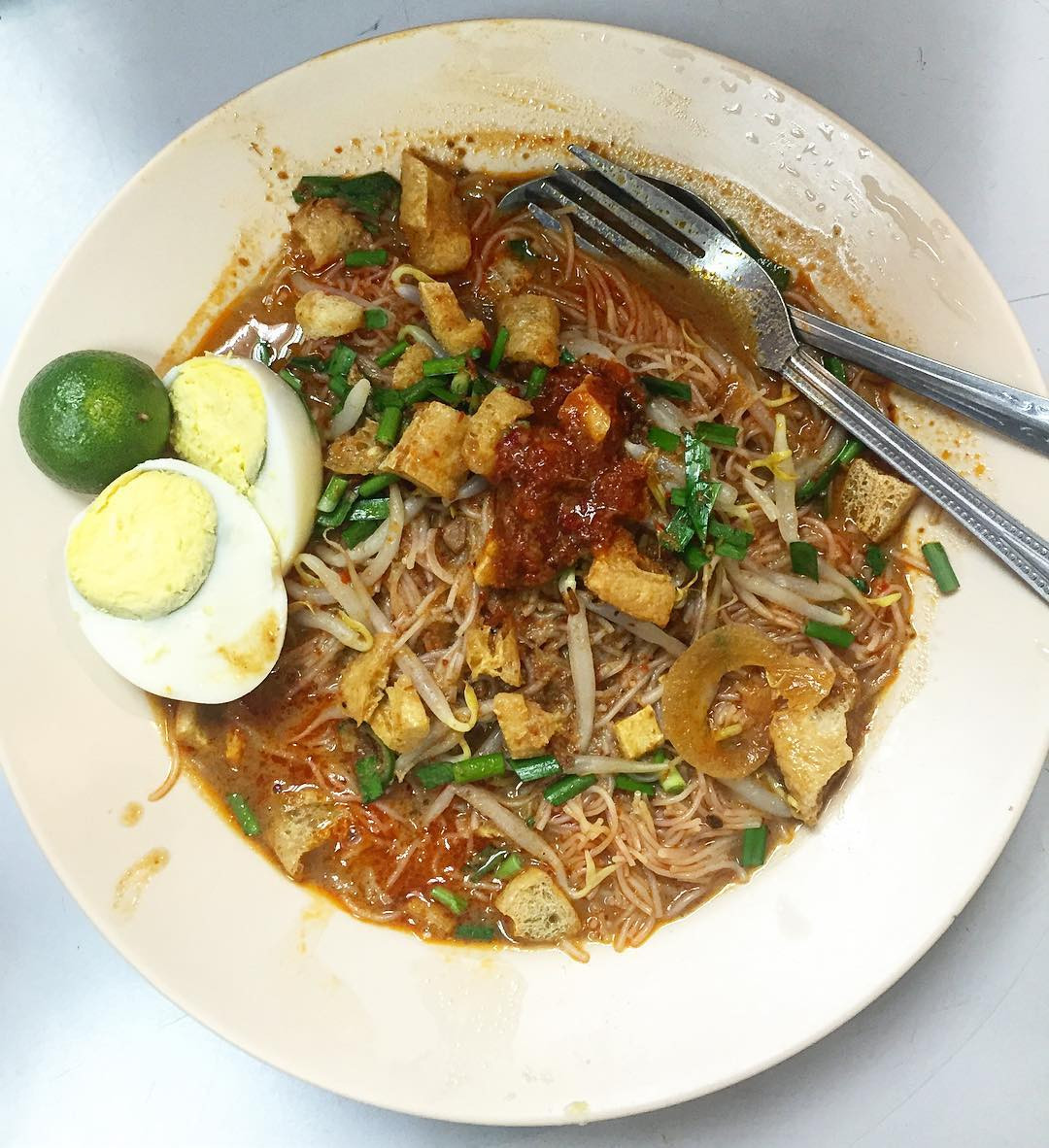 Mee Siam at My Cosy Corner in Coronation Shopping Plaza (Photo: Instagram/@yumsinthetums) best Singapore breakfasts