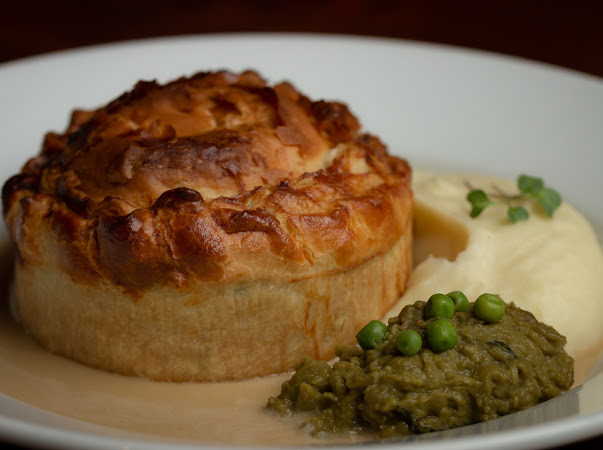Pie (Photo: Cafe-Bistrot David)