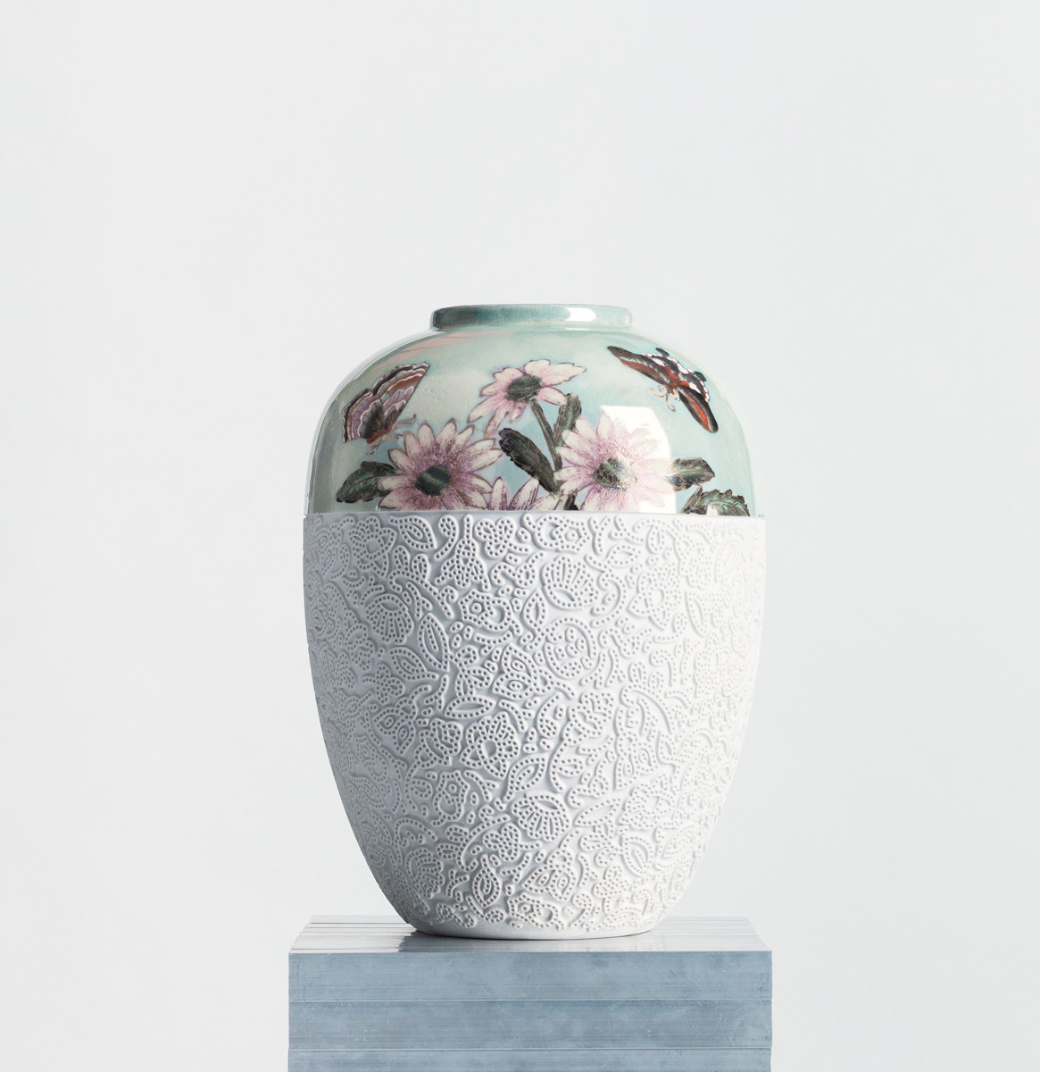 Hans Tan’s Sarong Party vase