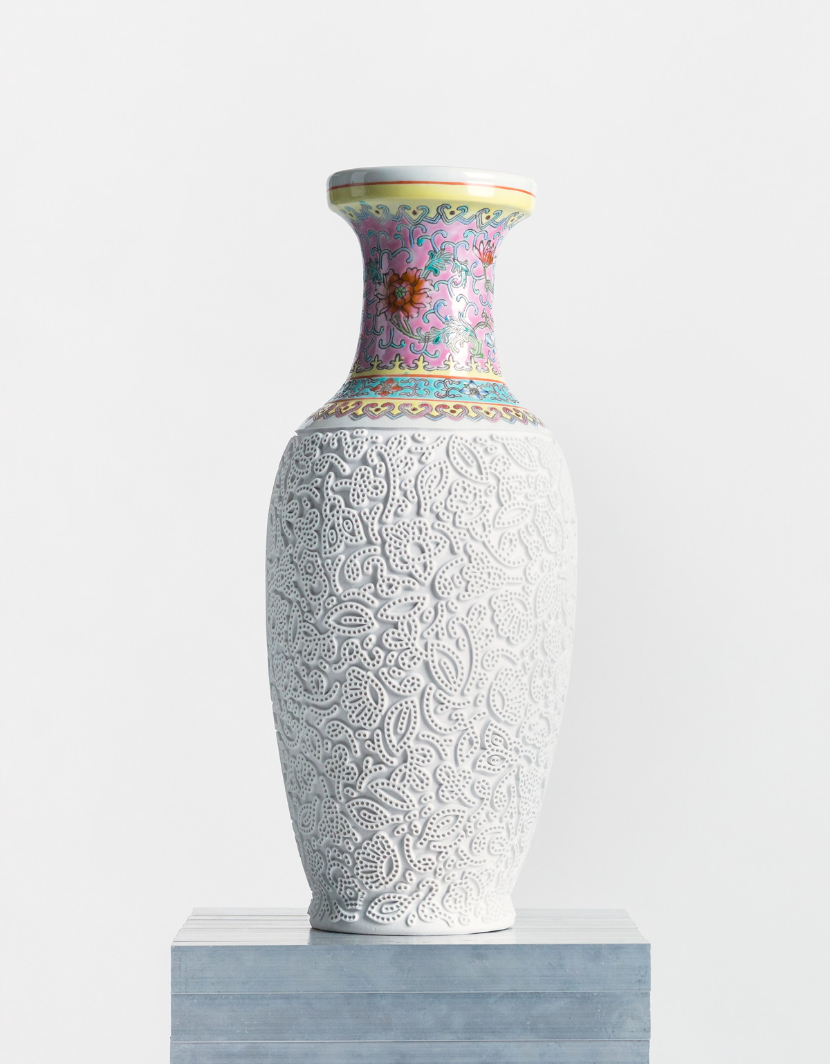 Hans Tan’s Sarong Party vase