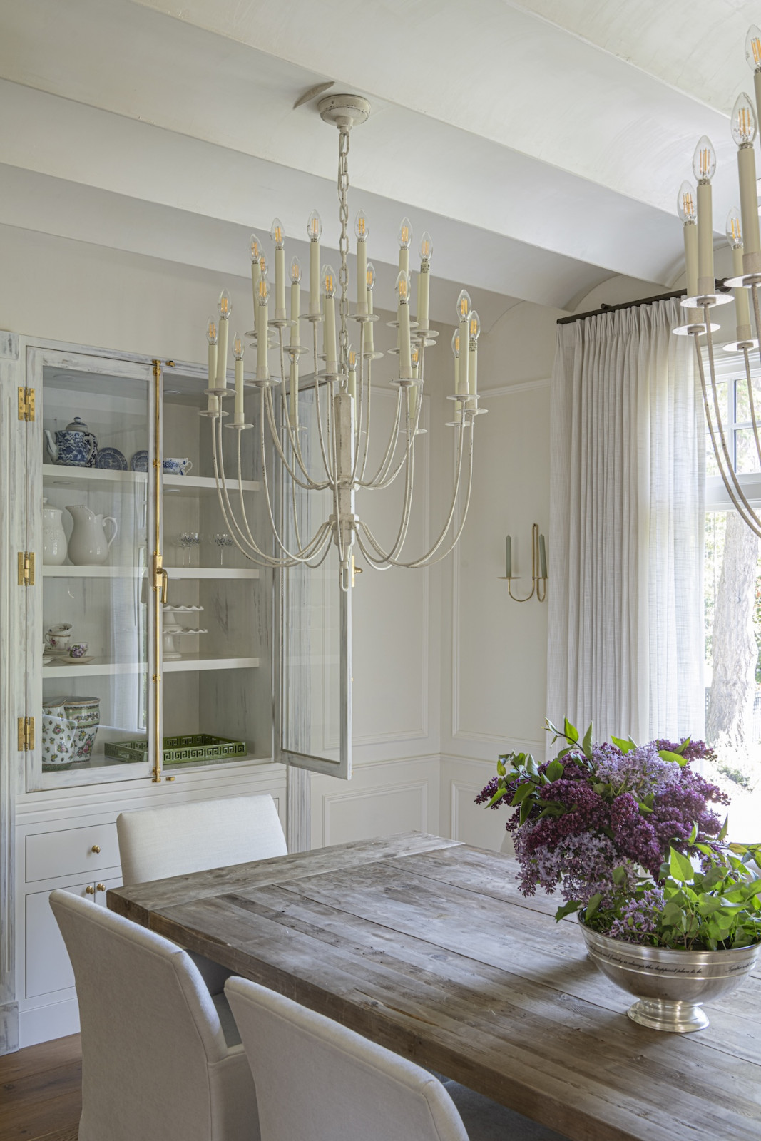 The dining room in a restored Victoria, British Columbia home, designed by Lauren Kyle McDavid for NHL player Tyson Barrie