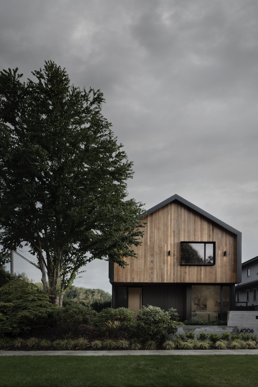 The completed house demonstrates BLA Design Group’s successful integration of West Coast modern architecture with traditional Chinese design elements, creating what Jerry Liu describes as “a modern fusion of East and West”