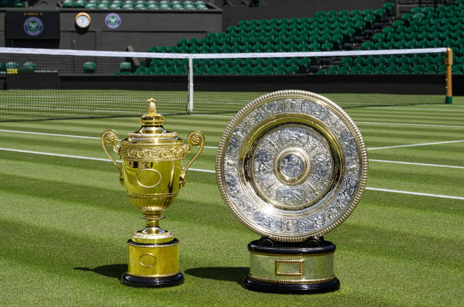 The trophies on display (Photo: courtesy of Rolex / AELTC / Andrew Baker)