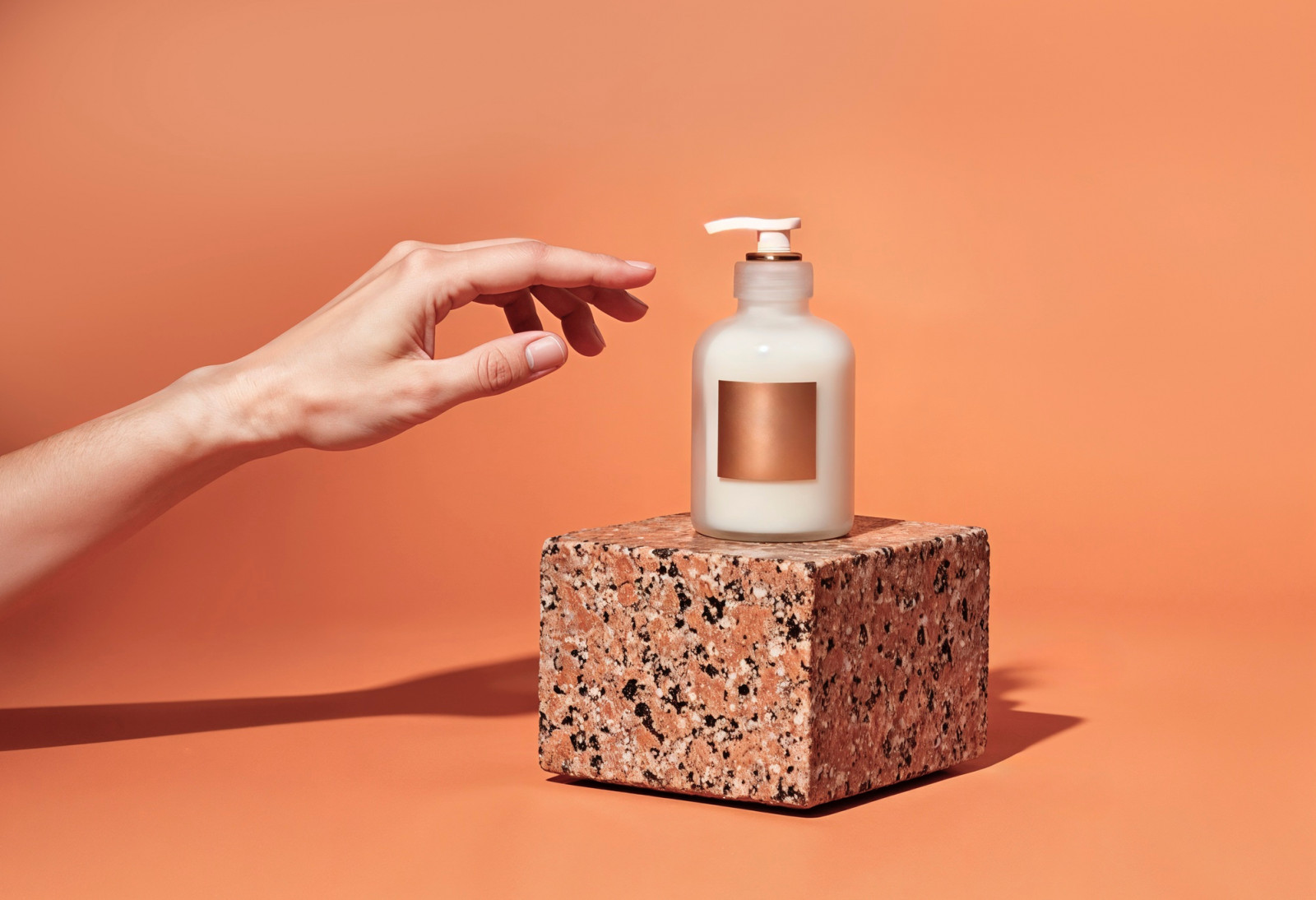 These luxury soaps are easy on the eyes and skin. (Photo: Freepik)