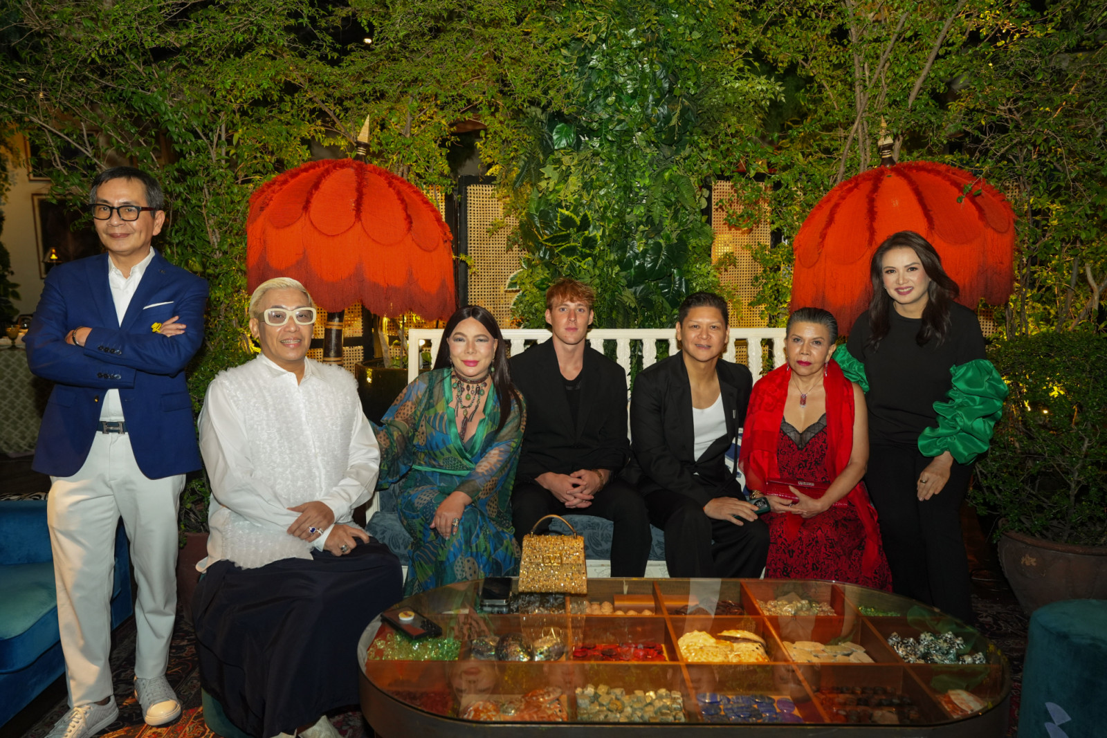 AA Patawaran, Jojie Dingcong, Tina Cuevas, Cameron Christie, Anton San Diego, Doody Tuason, Michelle Tiangco