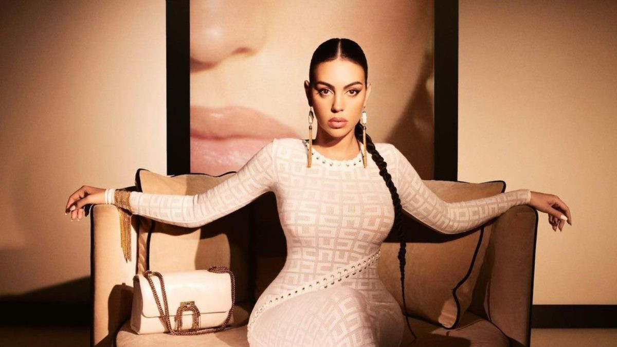 Georgina Rodriguez, fiancee of footballer Cristiano Ronaldo, owns assets worth up to $10 million.