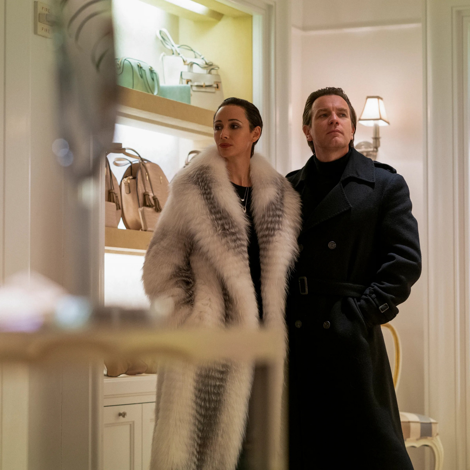 Designer Roy Halston Frowick’s life wouldn’t be complete without Elsa Peretti (photo: Atsushi Nishijima/Netflix)