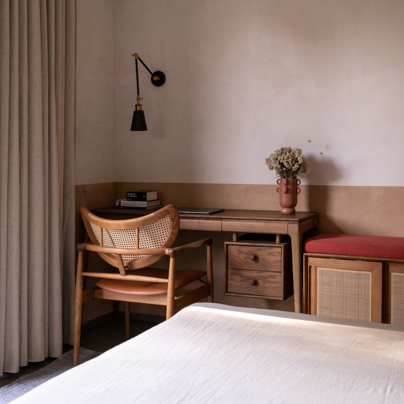 The details of a bedroom in a home in Gwalior, India brought to life by Studio Dashline
