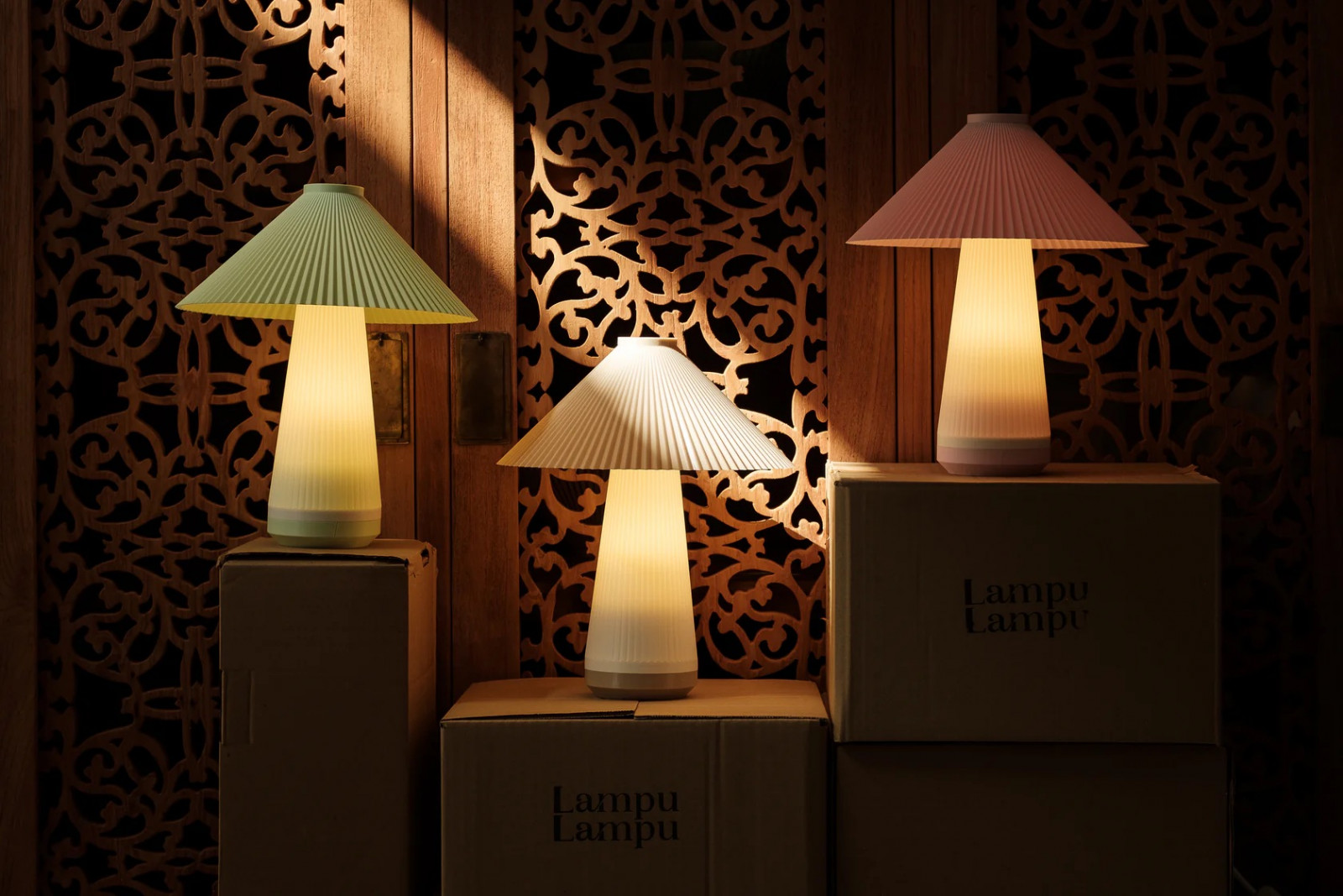 The pastel-hued Kueh Lamp range has all the charm of the beautiful desserts and cakes found in the Malay Peninsula and Indonesian Isles (Photo: Lampu Lampu)
