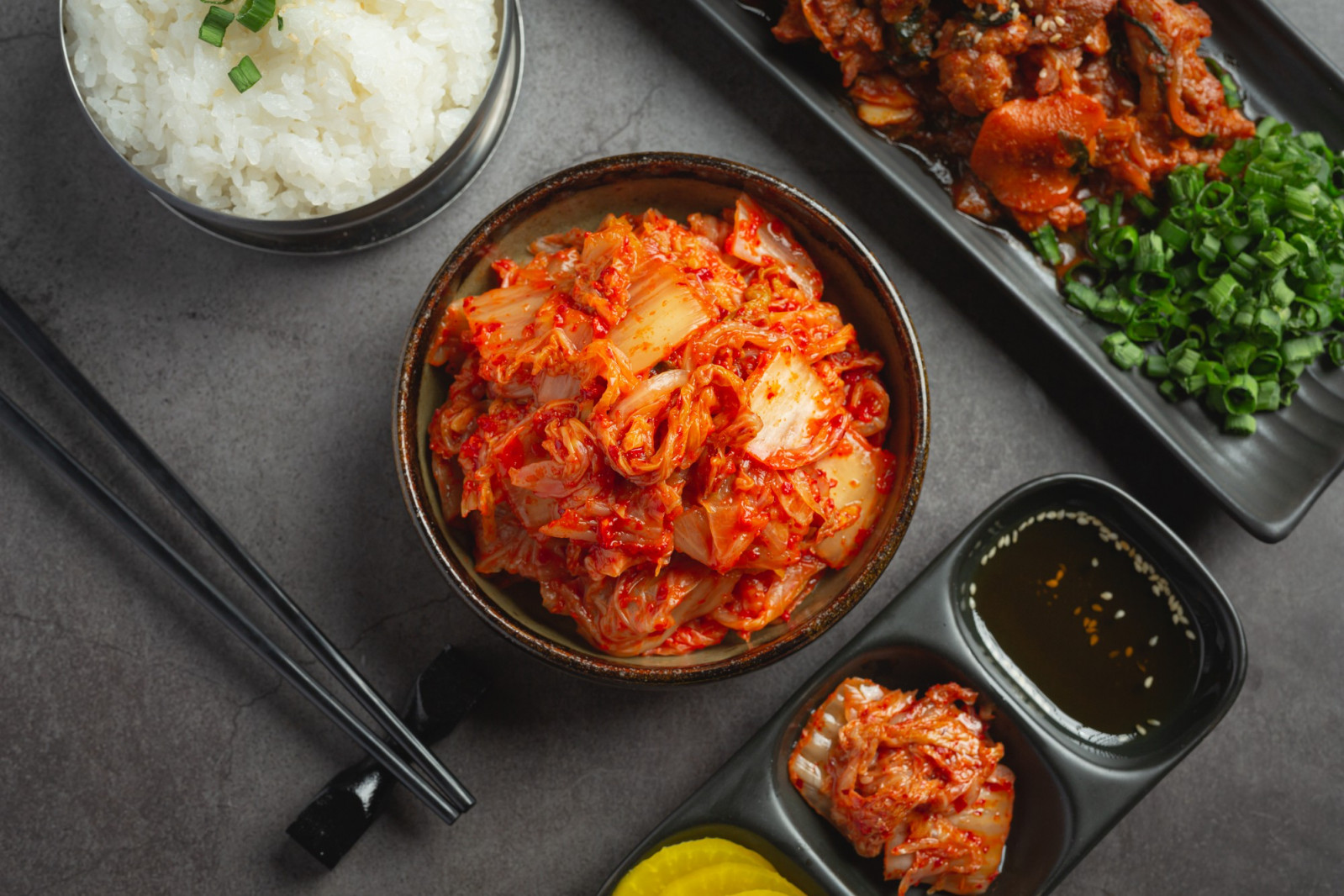 Kimchi, Korea’s fermented staple that adds spice, tang and depth to every meal. (Photo: Jcomp / Freepik)