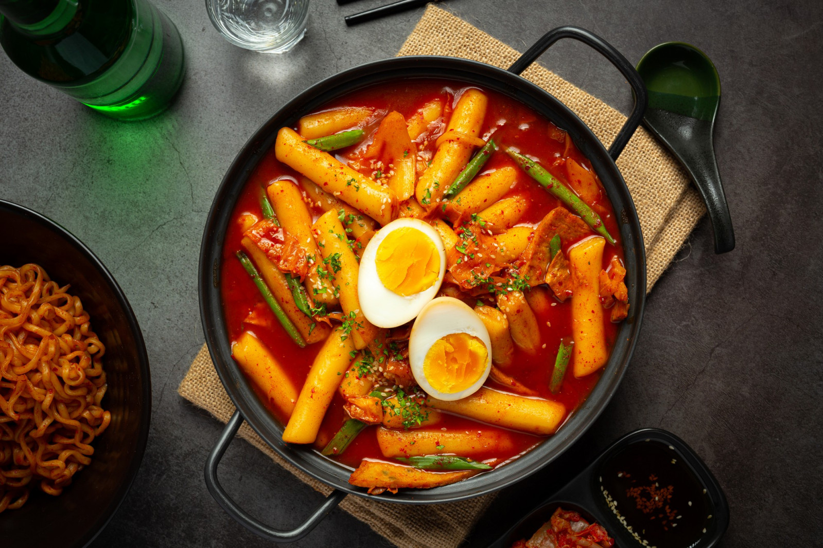 From gochujang to kimchi, these nine Korean ingredients are your key to authentic home cooking. (Photo: Jcomp / Freepik)