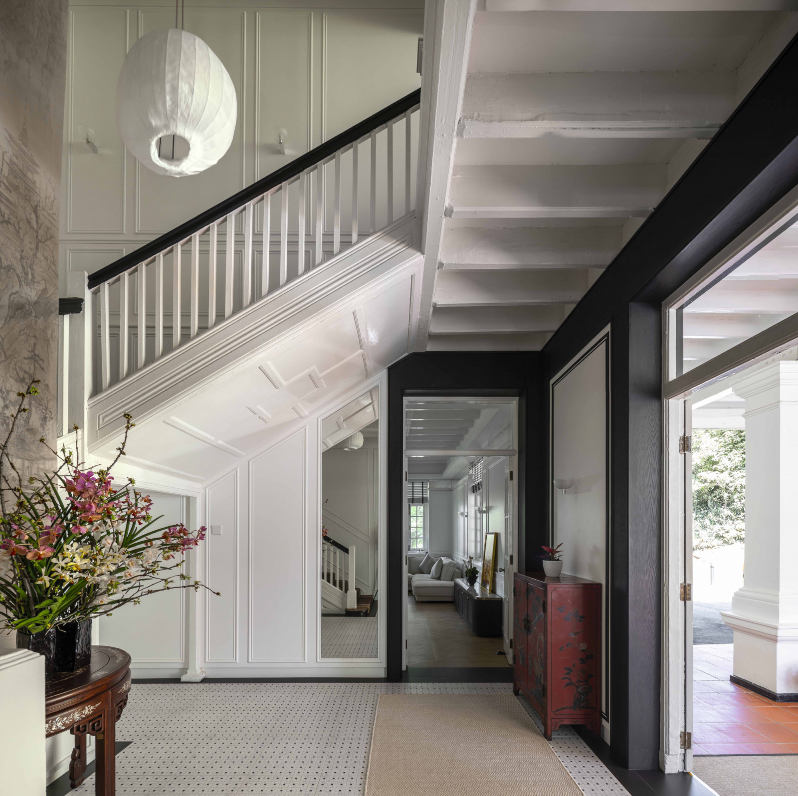 A doorway to the right of the entrance vestibule leads into the salon, which house a one-of-a-kind Steinway piano