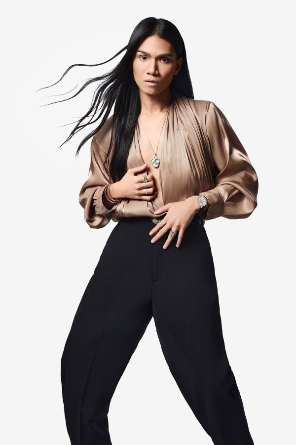 Nazreem wears Chopard Happy Dreams necklace, Ice Cube bracelets and rings, L’heure du Diamant watch; Alia Bastamam top; Nazreem’s own trousers