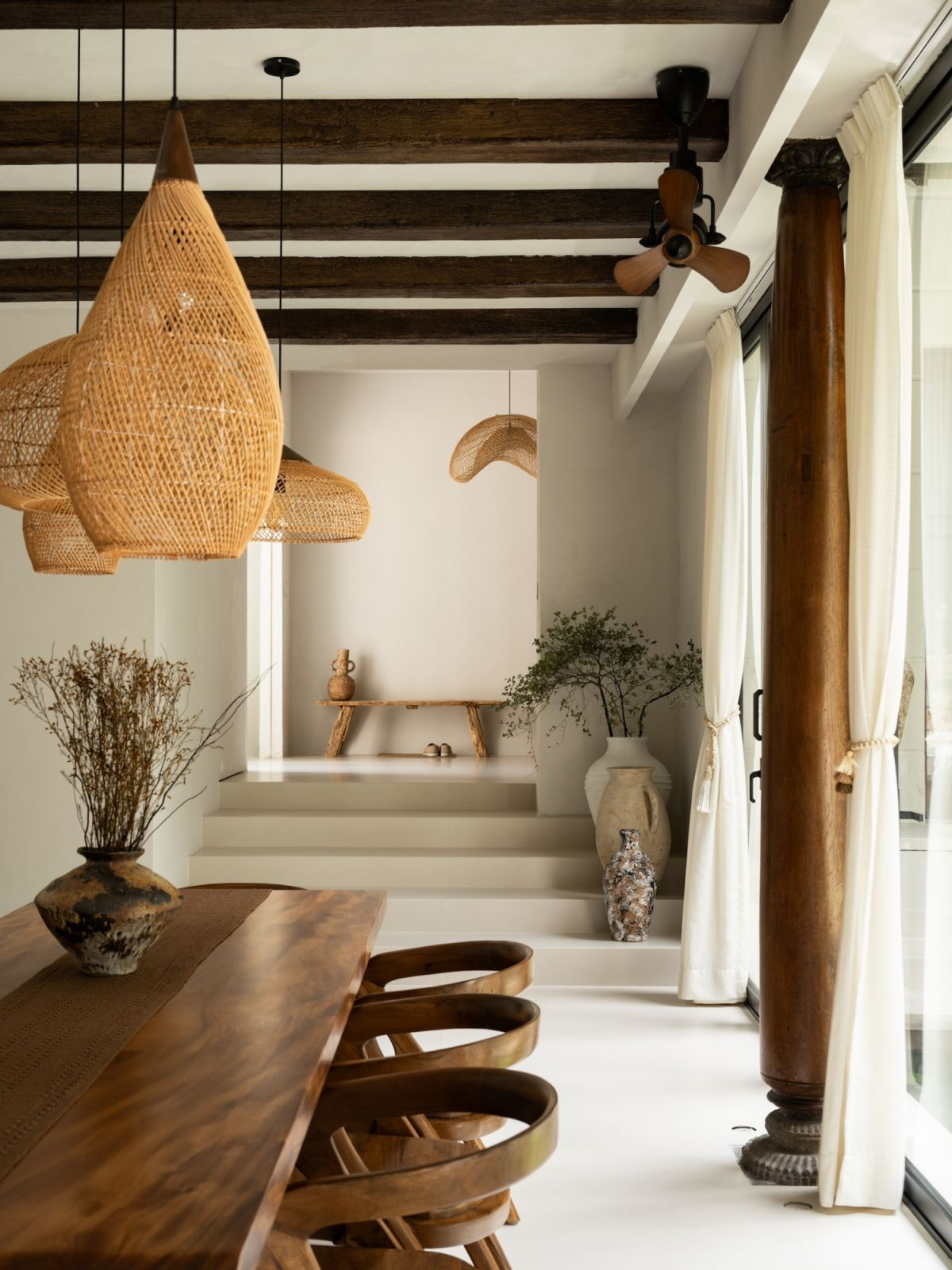 The furnishings and accessories were carefully handpicked during a dedicated shopping trip to Bali (Photo: TWJPTO)