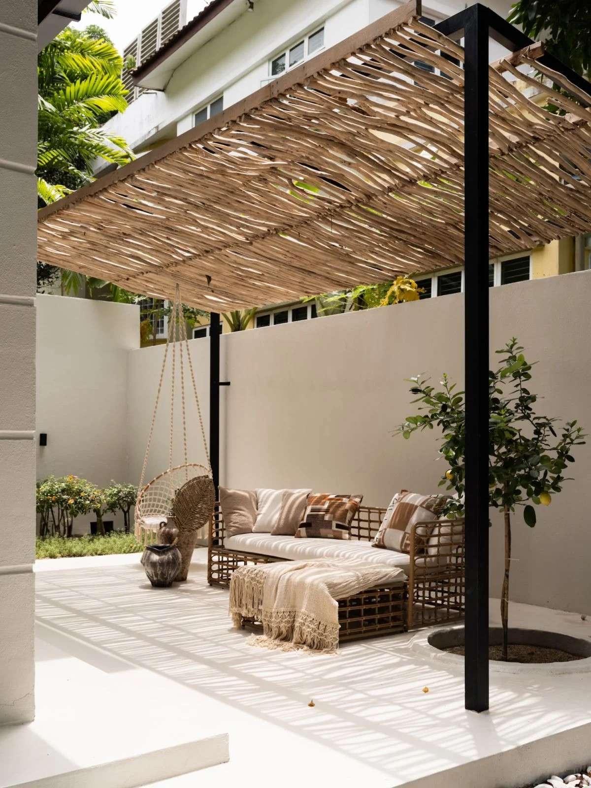 A thoughtfully reimagined 20-year-old Balinese-inspired residence where Norme preservation was carefully balanced with modern renewal (Photo: TWJPTO)