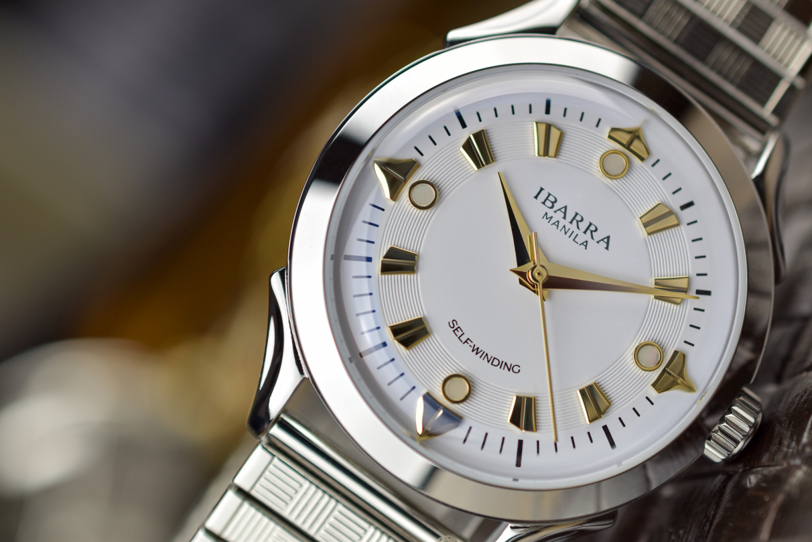 A closer look at the dial of the Deco Ibarra Gran Luz (Photo: courtesy of Francisco Moreno / Ibarra Watches)