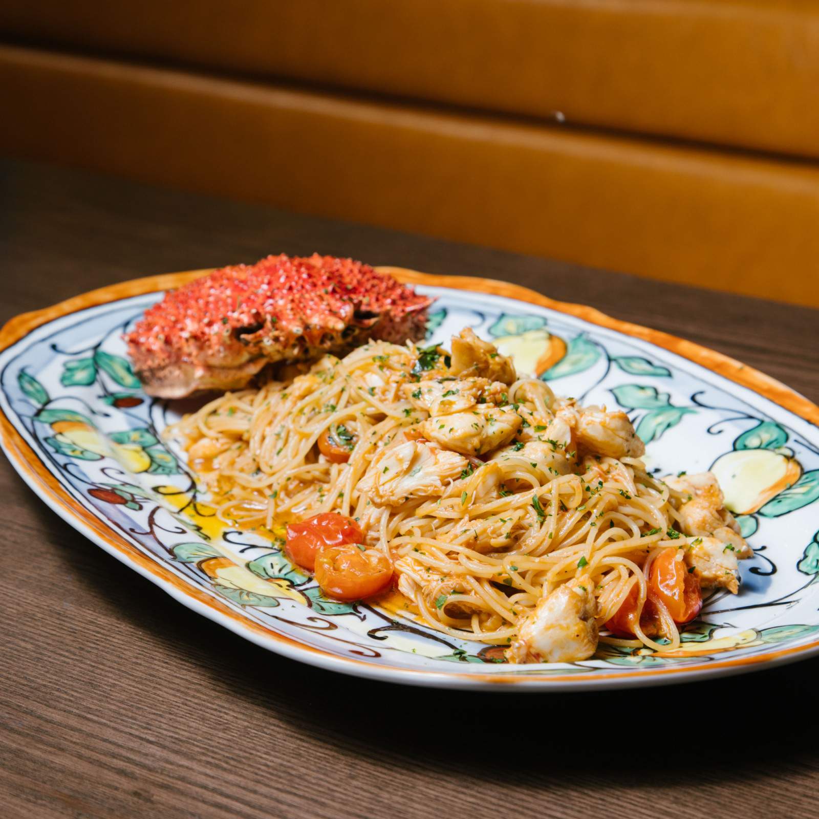 Isola by Signor Sassi คือร้านอาหารอิตาเลียนที่ถ่ายทอดเสน่ห์แห่งศิลปะแห่งอาหารและไวน์อิตาเลียนอย่างแท้จริง