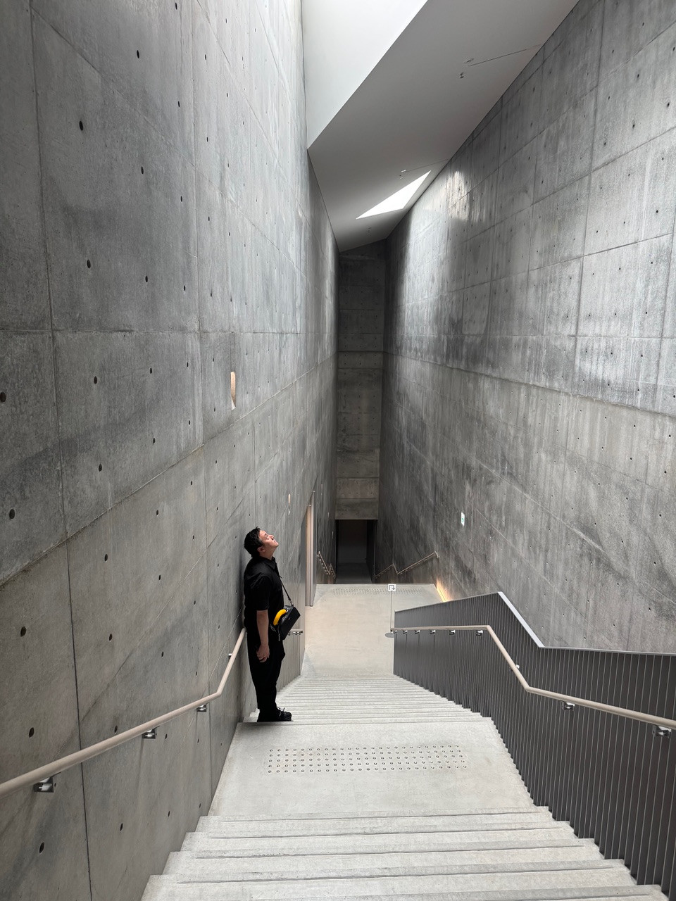 On a recent trip to Japan, Carlo Calma visited the Naoshima New Museum of Art