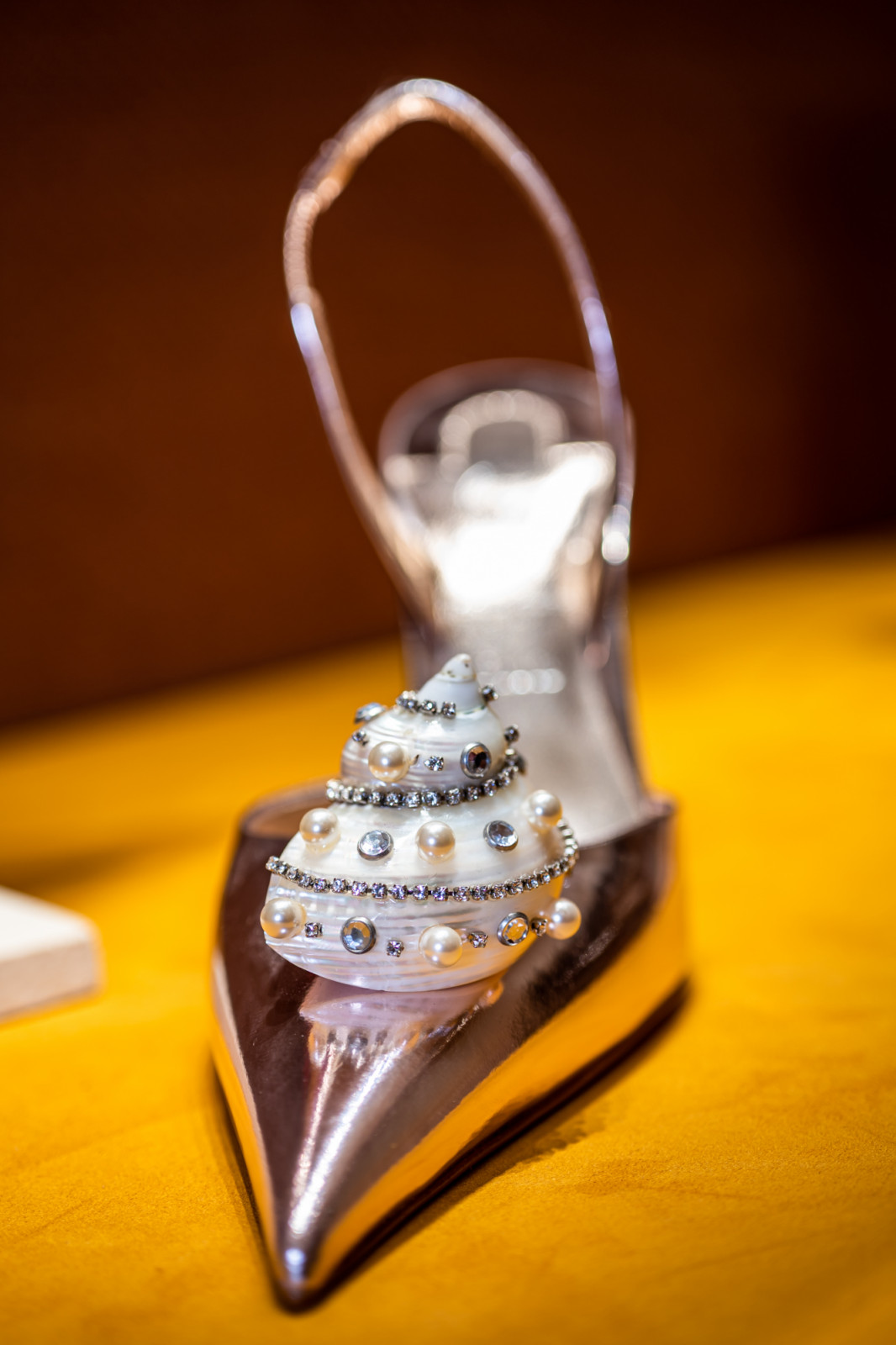 The Kate Max O Shelley slingback pump