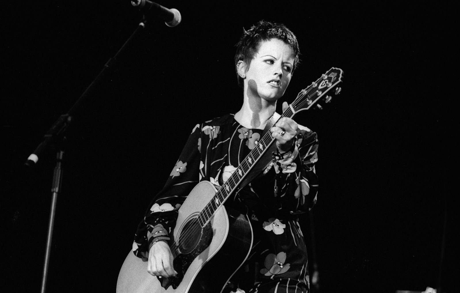 Lead singer Dolores O'Riordan of Irish rock band The Cranberries performs at Rock Torhout festival, Torhout, Belgium, 1st July 1995. (Photo by Paul Bergen/Redferns)