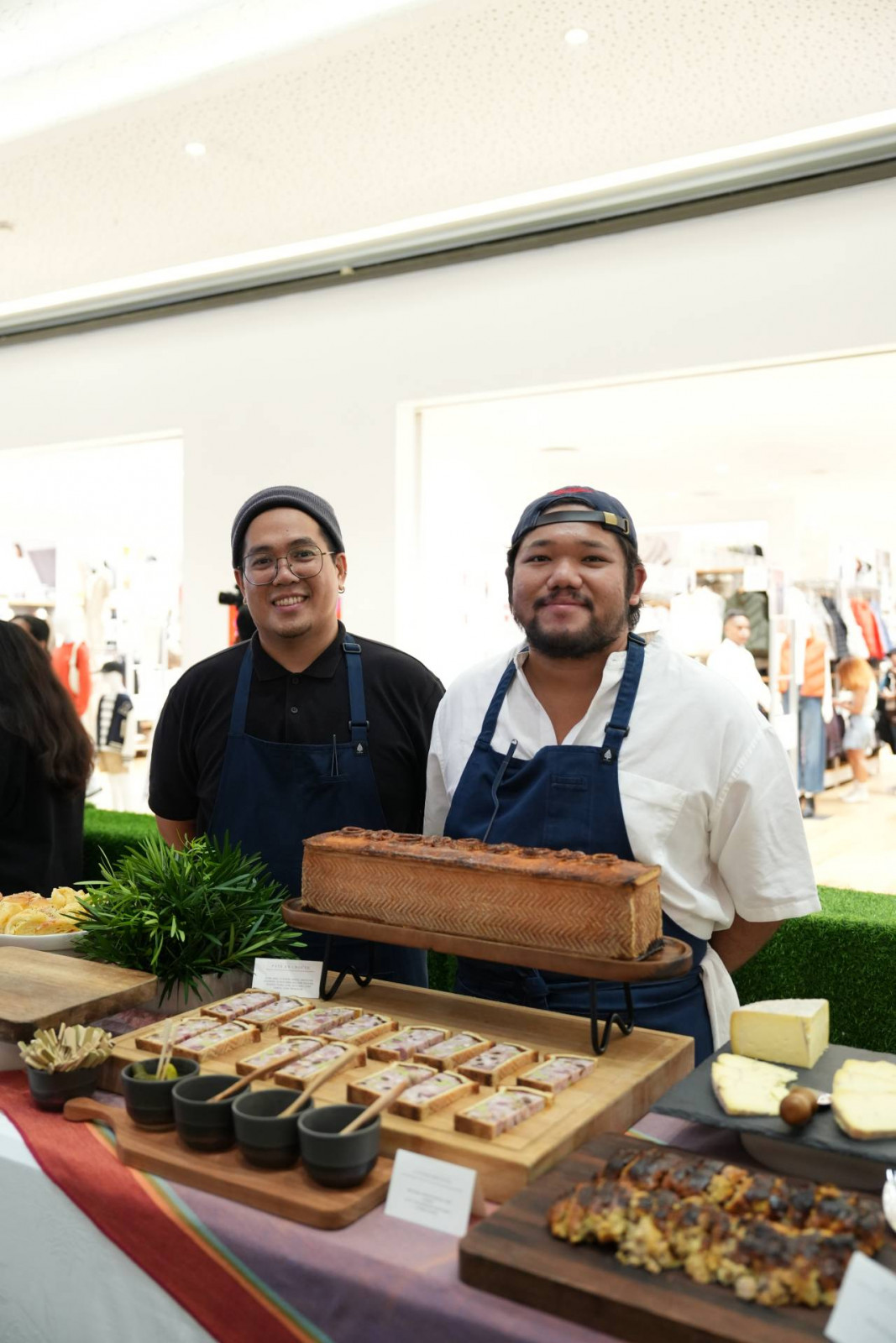 Negros Trade Fair - Cara Davis and Luis Locsin