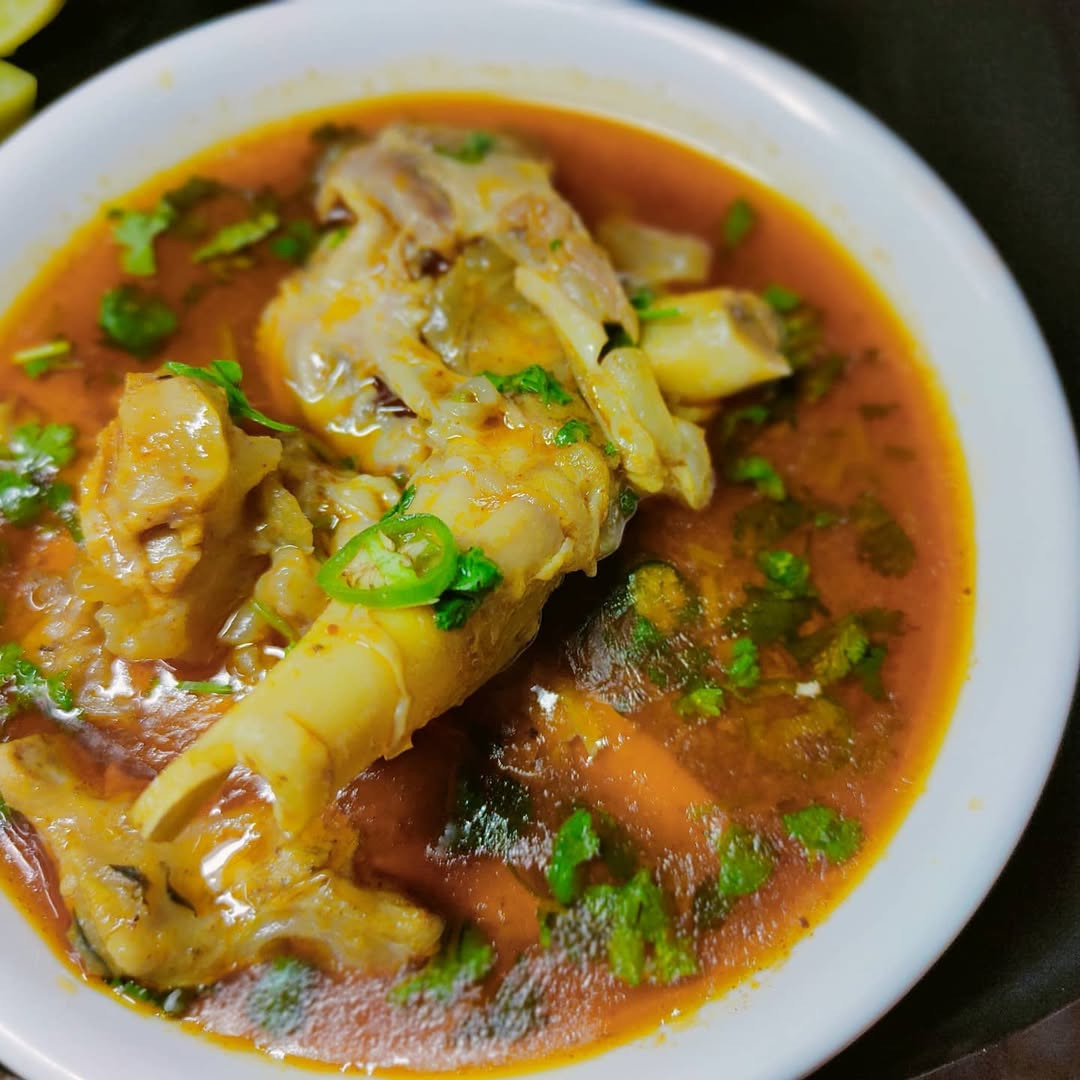 Like many of the bony dishes on this list, paya demonstrates how the humblest cuts can rise to the height of ritual and comfort (Photo: Instagram/ @chandni_foodcorner)