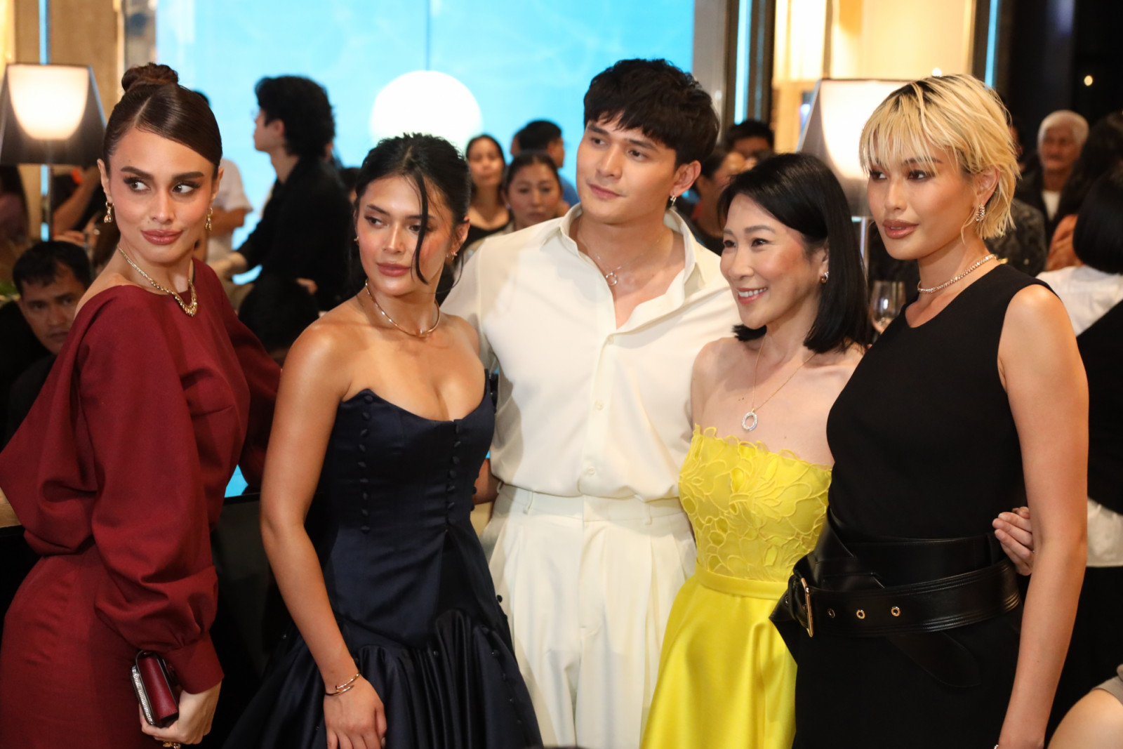 Max Collins, Bianca Umali, Ruru Madrid, Annette Gozon Valdes, Michelle Marquez Dee