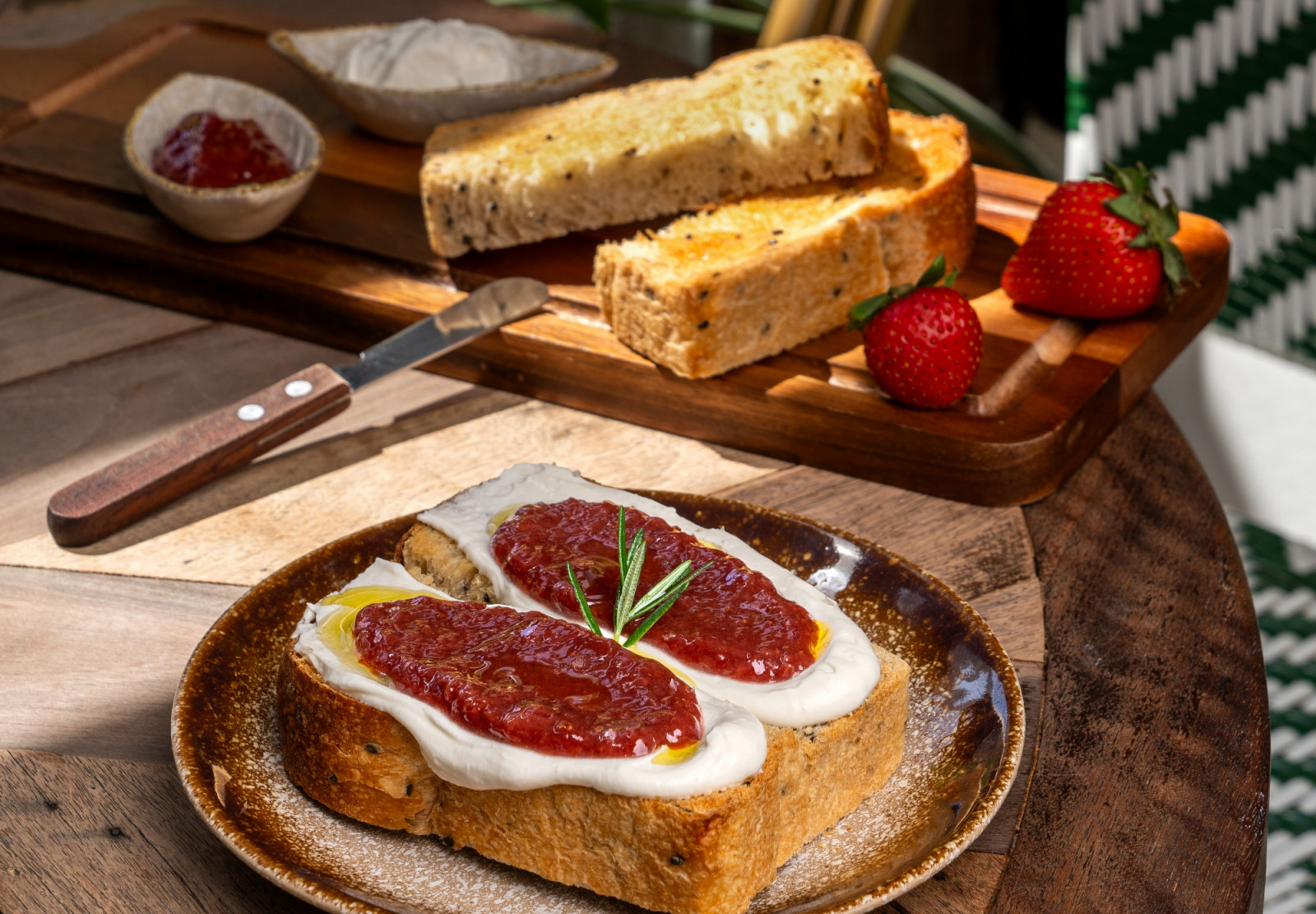 เมนูที่ Caffè Olives ขึ้นชื่อเรื่อง Italian Brunch ที่ปรุงด้วยวัตถุดิบสดใหม่จากทั้งอิตาลีและไทย (ภาพ: Caffè Olives)