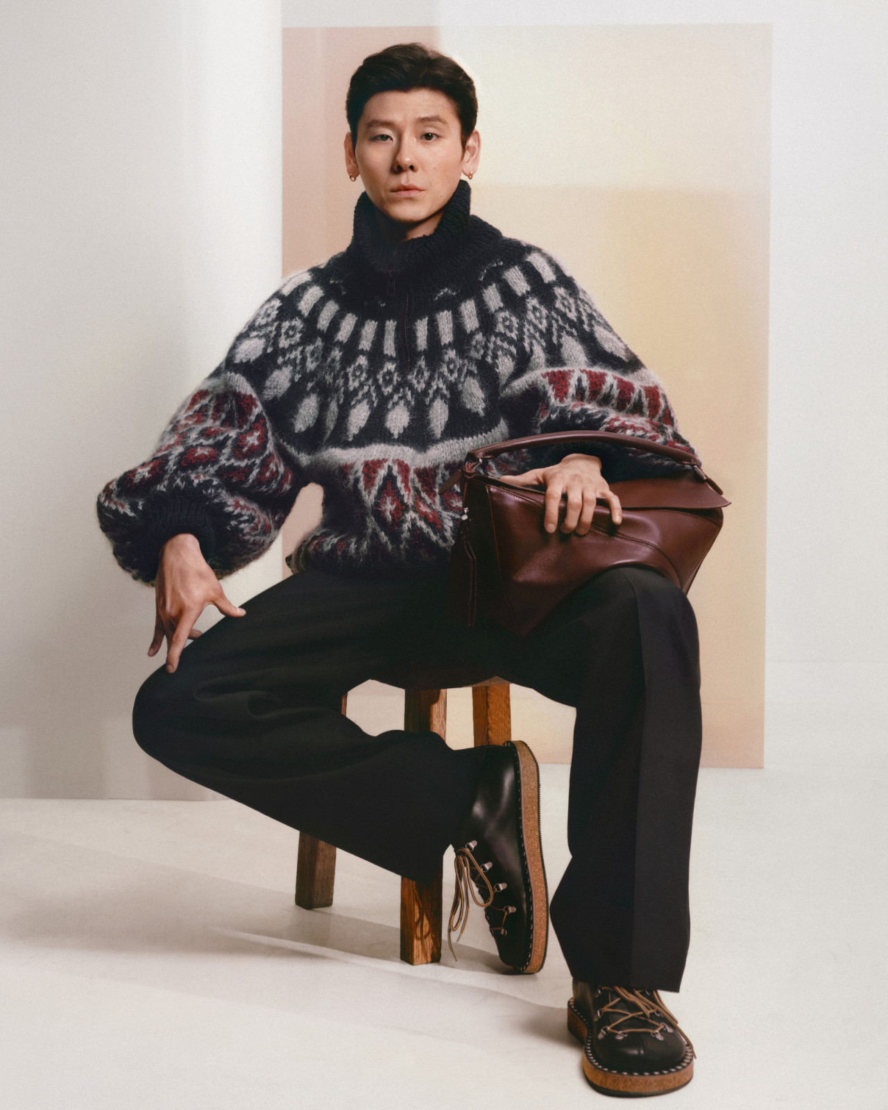 Jiang Qiming showcases Loewe’s harmonious blend of knitwear and luxury (Photo: courtesy of Loewe)