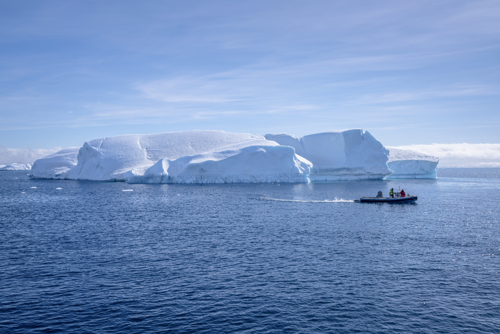 The expedition team cross the stark Antarctic landscape. The Southern Ocean Expedition was conducted in collaboration with the Schmidt Ocean Institute.
©Luján Agusti/National Geographic