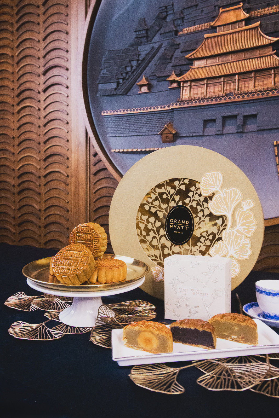 Sajian hampers dari Grand Hyatt Jakarta ditampilkan dengan kolaborasi bersama Taste Paradise