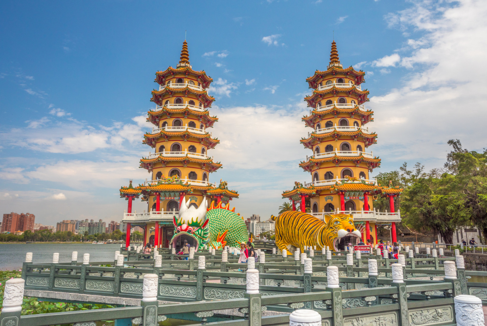 A guide to Taiwan’s most notable temples and pagodas, from centuries-old city shrines to tranquil towers above misty hills. (Photo: Dukas/Universal Images Group / Getty Images)