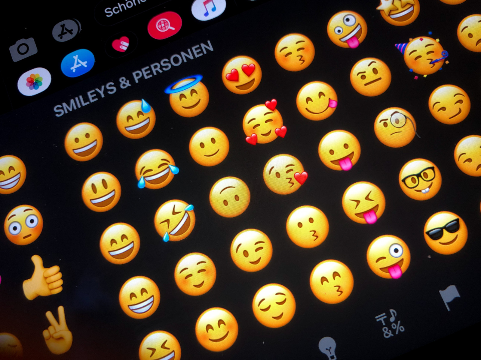 The release of Emoji 16.0 in September 2024 brought the total number of emojis to 3,790 (Photo: Getty Images)