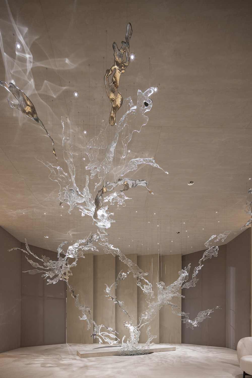 Splash by Martin Gallo for Lasvit captures water’s fluid beauty in fused glass