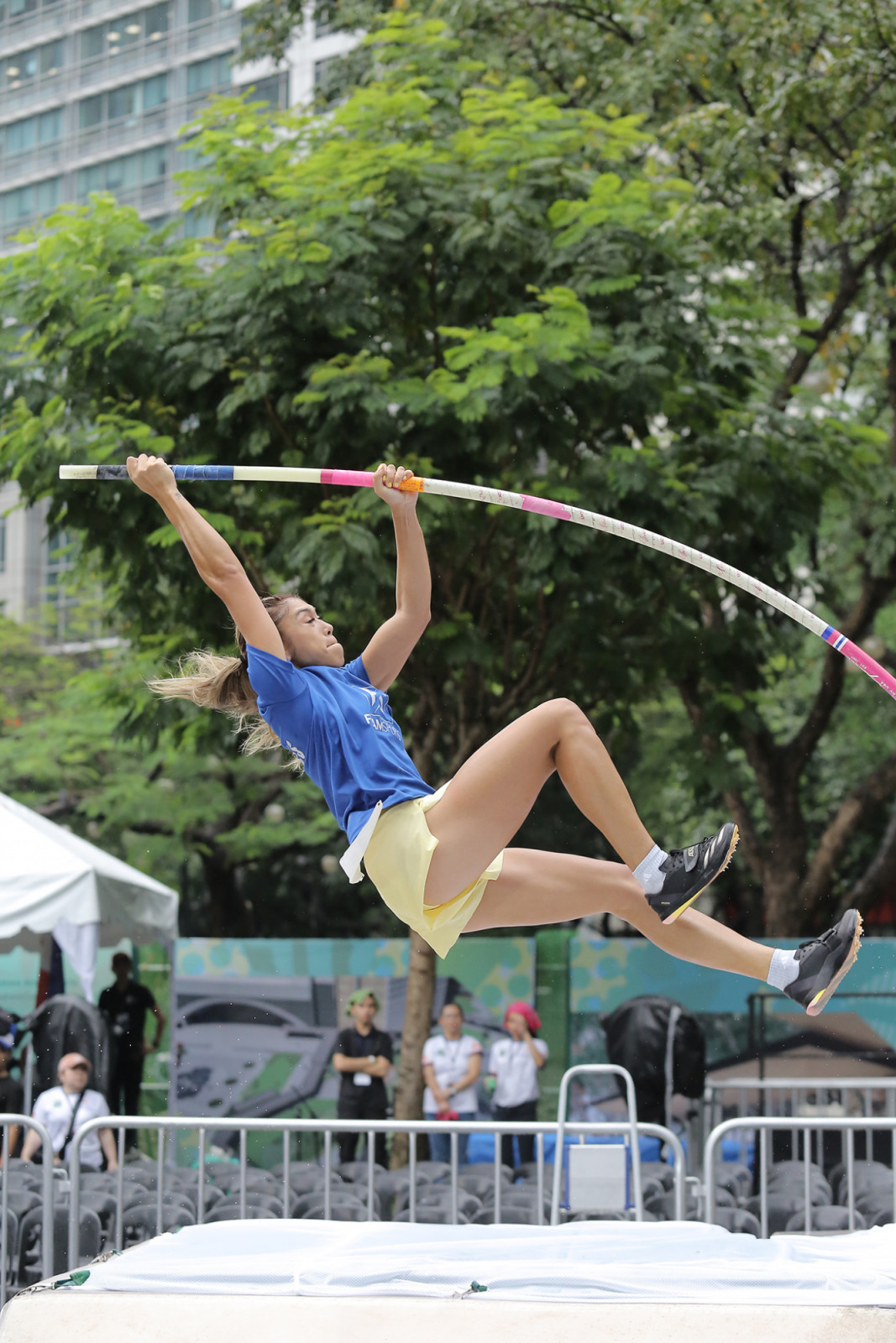 Alyana Nicolas began pole vaulting in 2012 (Photo: Edwin Hermoso)