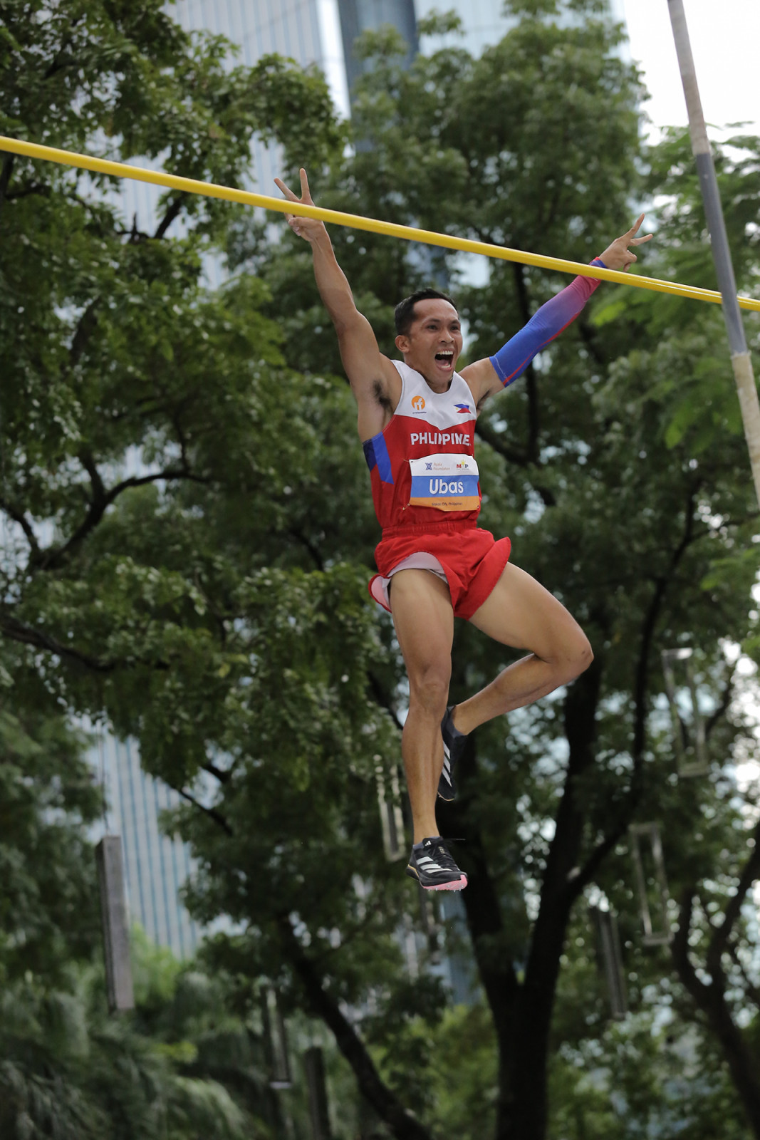 Janry Ubas began pole vaulting in 2011 while he was still in college (Photo: Edwin Hermoso)