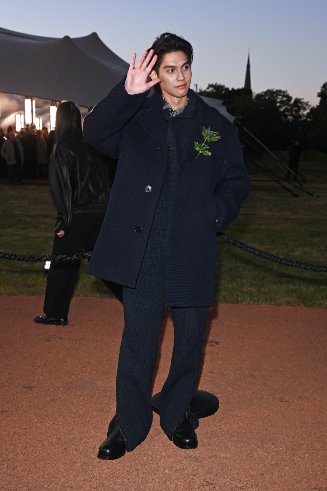 LONDON, ENGLAND - SEPTEMBER 22: Bright aka Vachirawit Chivaaree arrives at the Burberry Summer 2026 show during London Fashion Week on September 22, 2025 in London, England. 

Photo by Dave Benett