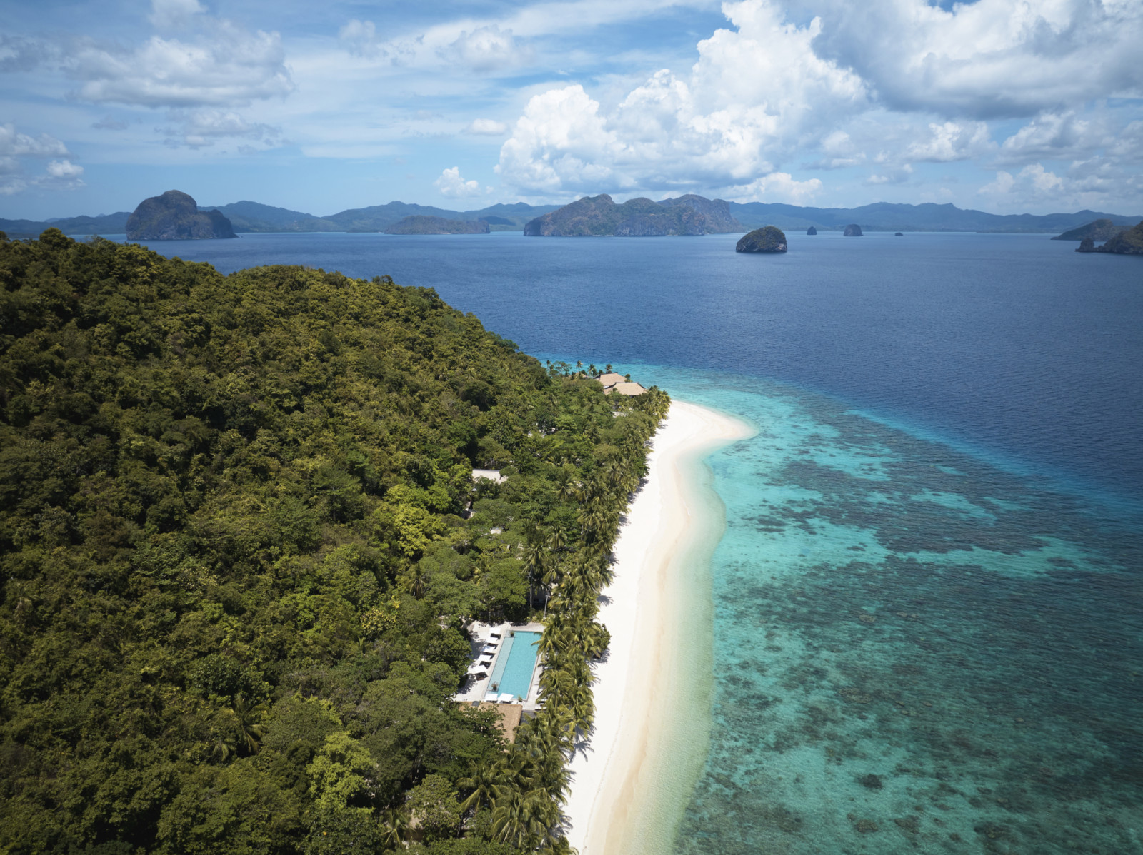 Pangulasian Island (Photo: courtesy of Ayala Land Hospitality)