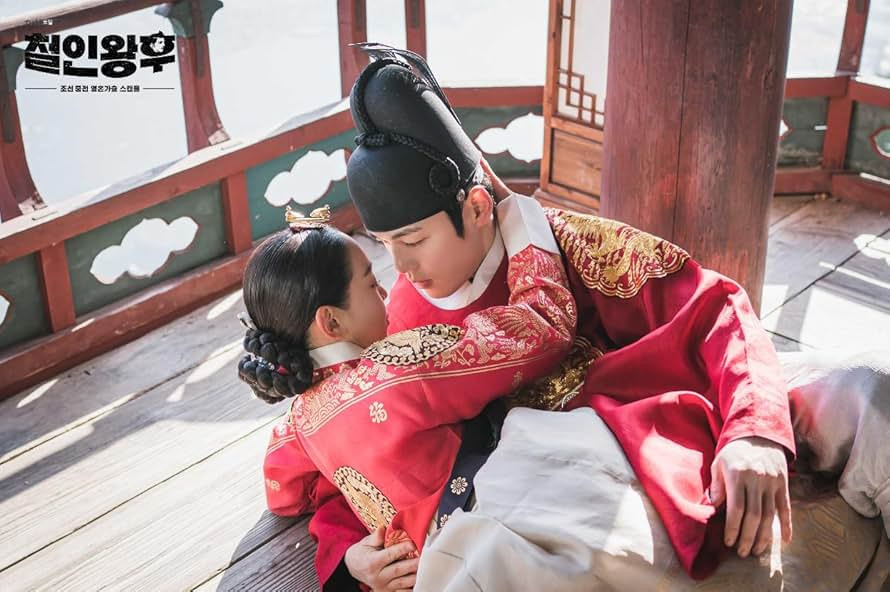 Time travel shows after ‘Bon Appétit, Your Majesty’: best K-drama and Hollywood picks