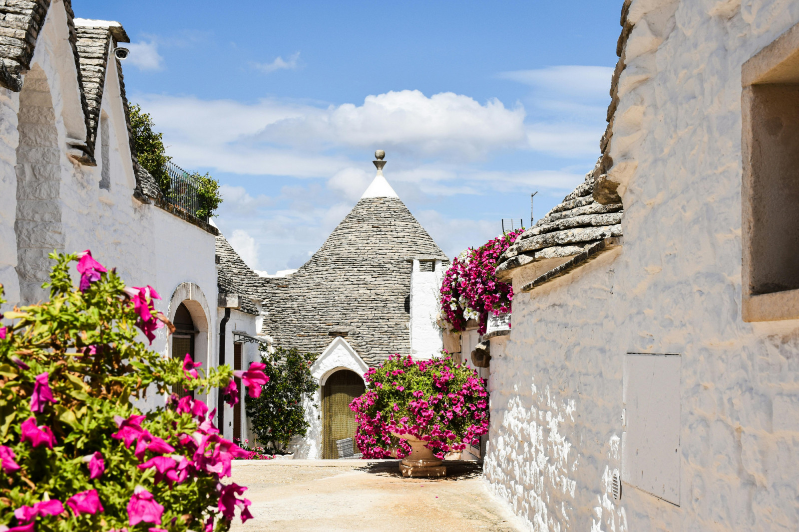 Alberobello’s trulli look straight out of a fairy tale.(Photo: AXP Photography / Pexels)
