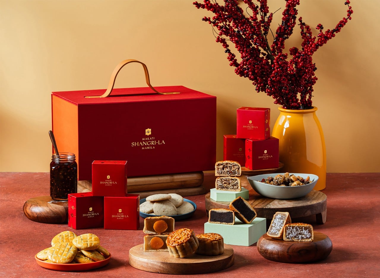 Tatler Dining Mooncakes - SLeB Makati Shangri-La, Manila Moonlight Hamper 1440x1057