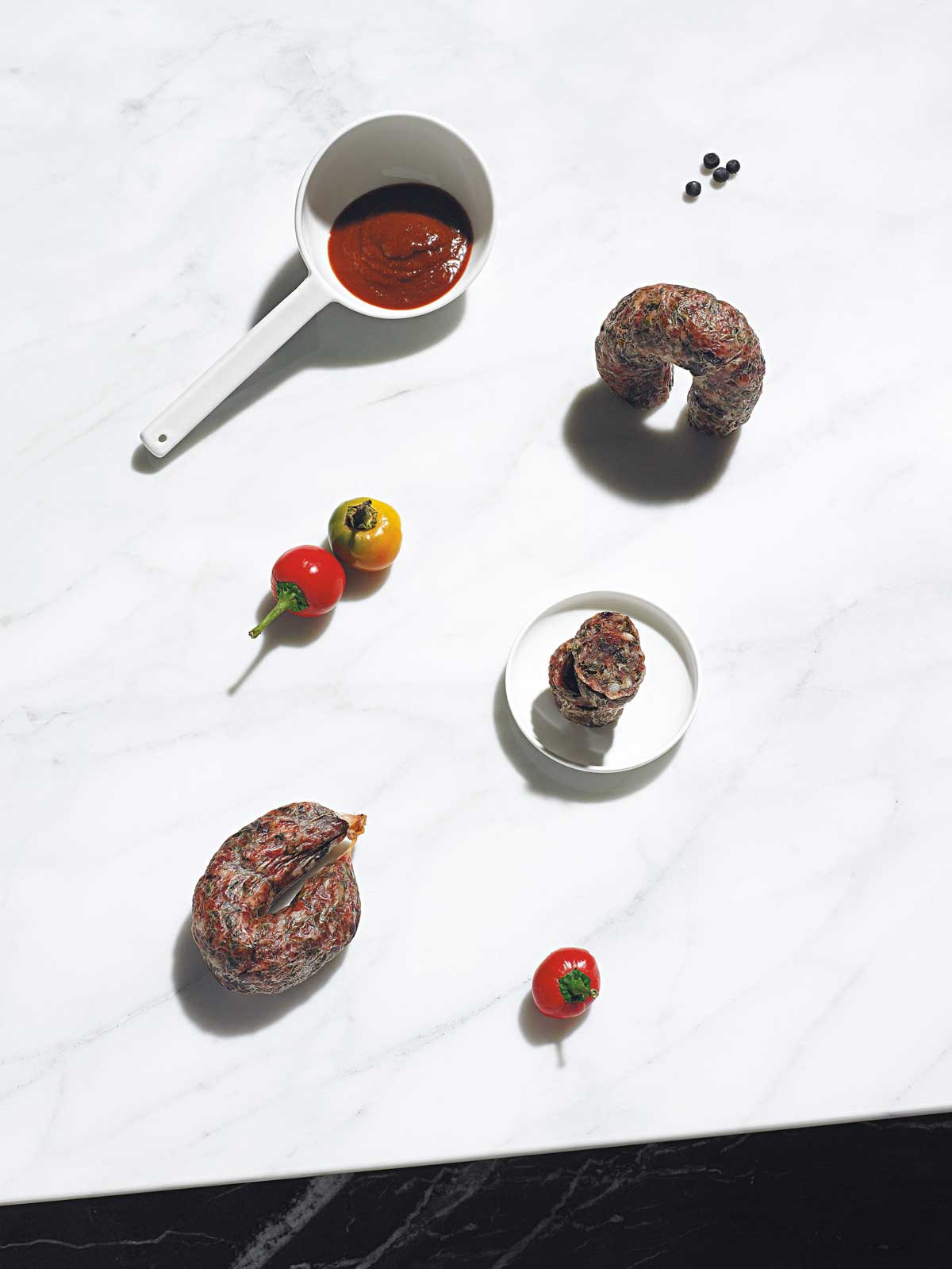 A sausage designed to accompany cheese and fruit, made with lean single-muscle meat of the heart (Photo: Jonas Marguet)