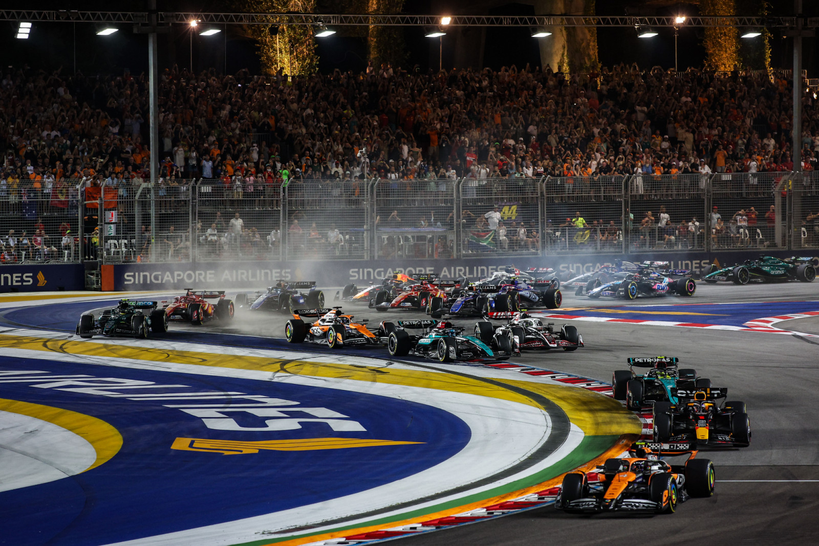 The race starts during the Formula 1 Singapore Grand Prix 2024 on the Marina Bay Circuit, in Singapore, from September 19 to 22, 2024. (Photo by Gongora/NurPhoto via Getty Images)