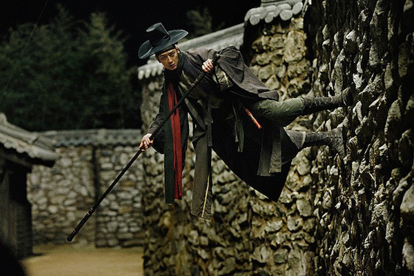 ‘Jeon Woochi’ is the first blockbuster fantasy film starring Kang Dong Won.