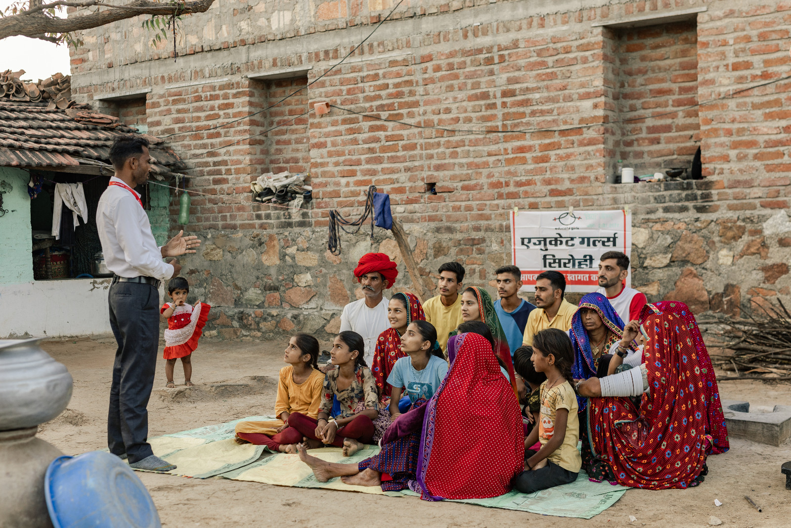 A community meeting in Rajasthan (Photo: courtesy of the Ramon Magsaysay Award Foundation)